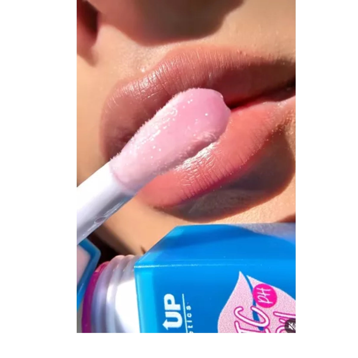 Lip Oil Pink Up Brillo Labial Magico Con Hacido Hialuronico